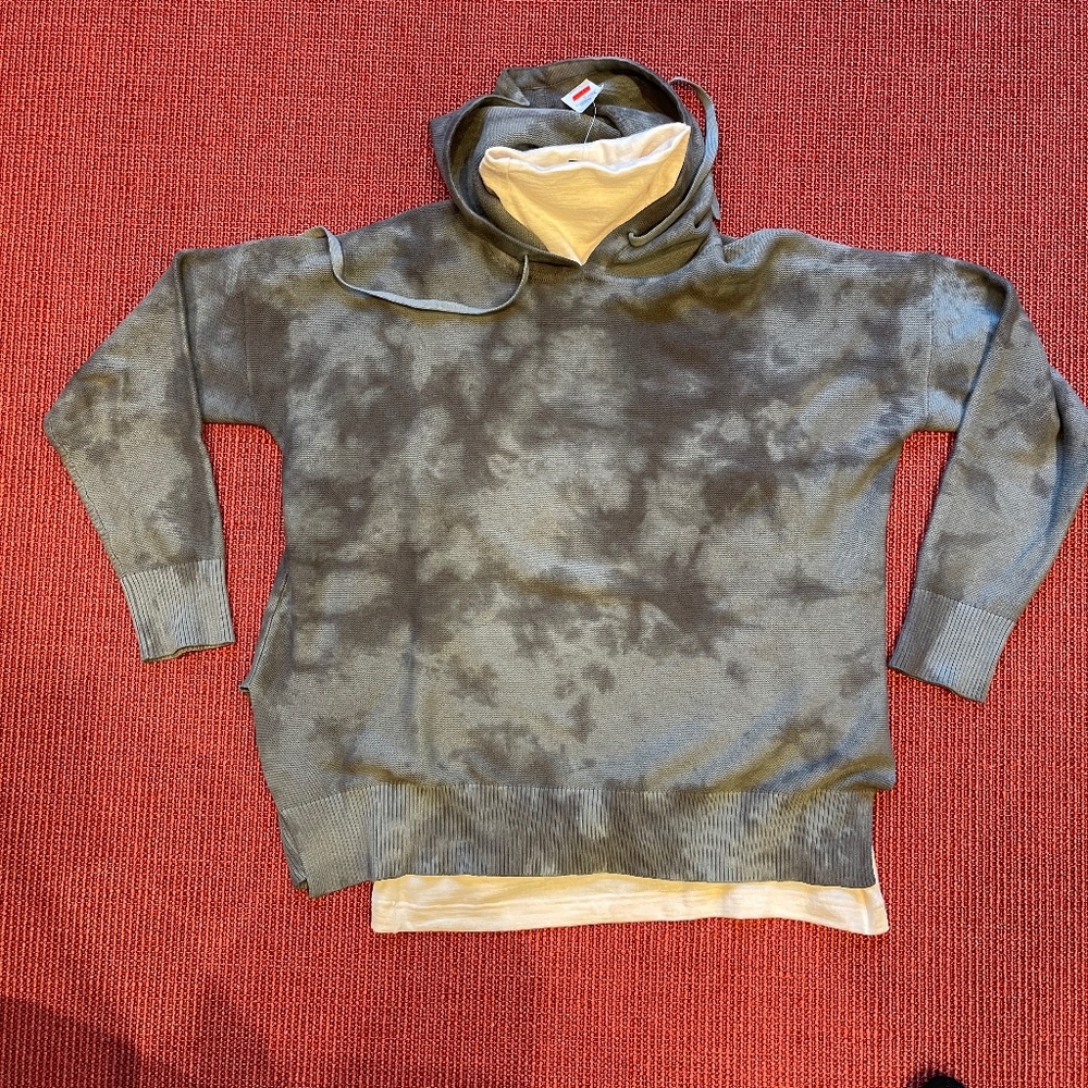 Worn once beautiful Kokun oversized stain print hoodie PLUS...